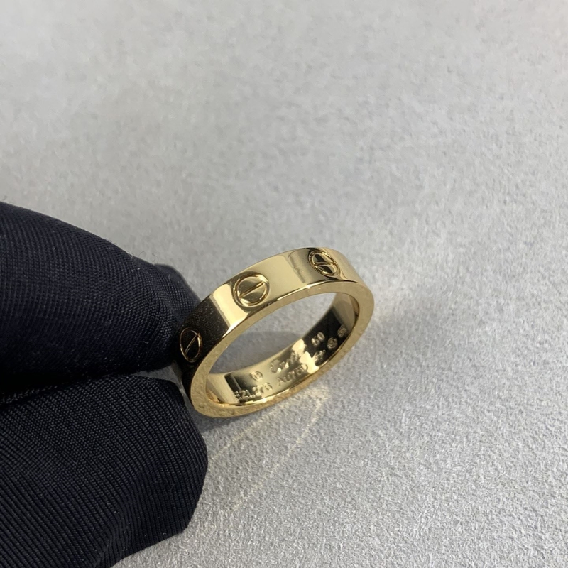 Ba*len*cia*ga rings